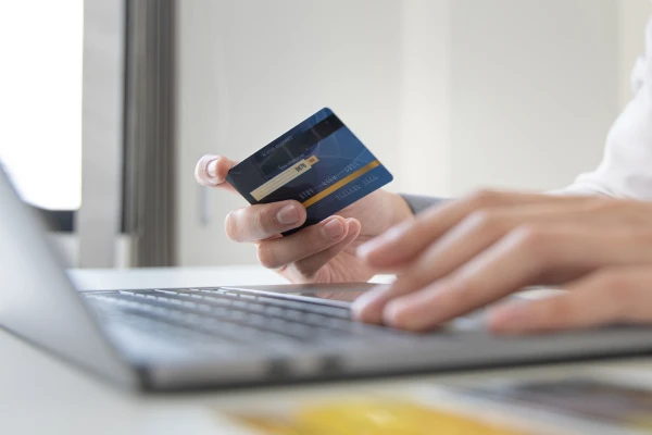 Como-Juntar-Pontos-com-o-Cartao-LATAM